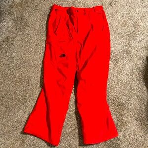 The North face. Men’s size XL snowboarding pants. Husband bought the wrong size.
